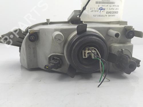 Used Right headlight FIAT PUNTO (176_) 55 1.1 (54 hp) 22826071