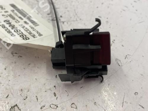 Used Warning switch MERCEDES-BENZ B-CLASS Sports Tourer (W245) B 200 (245.233) (136 hp) 22837136