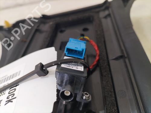 Kamera TESLA MODEL Y (5YJY) Long Range All-wheel Drive | BP30899209E14