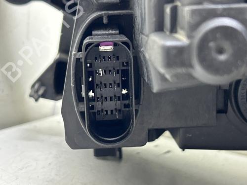Used Right headlight Right headlight 38326901 38326901