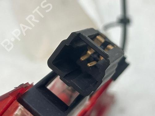 third-brake-light-renault-clio-iii-br01-cr01-2005-2006-2007-2008-2009-2010-2011-2012-2013-2014-38780303 main image