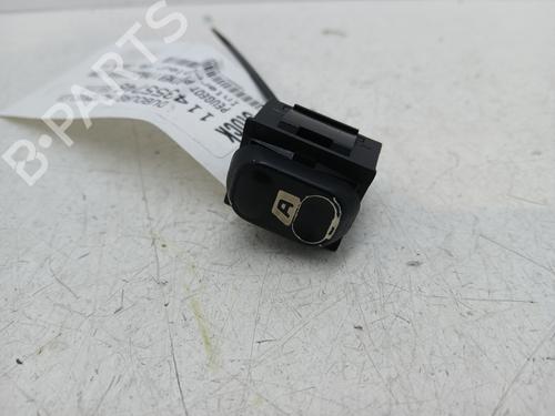 BP29925540I27 main image