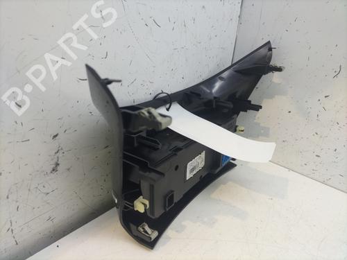Climate control PEUGEOT 208 I (CA_, CC_) 1.2 VTI 82 | BP27989757I5 