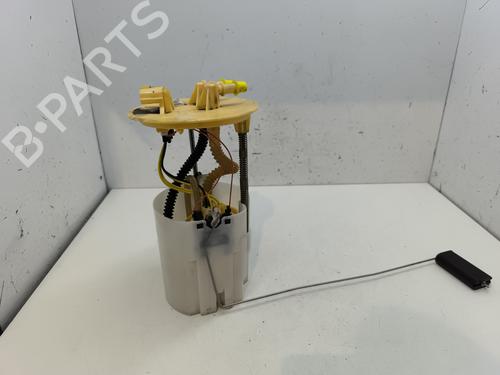 Used Fuel pump Fuel pump RENAULT MASTER III Van (FV) 2.3 dCi 110 FWD (FV0R, FV0W, FV1A) (110 hp) 27837476 27837476