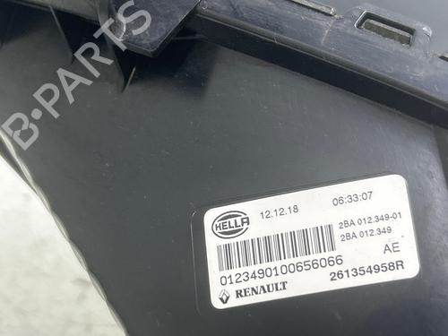 left-front-indicator-renault-megane-iv-hatchback-b9amn_-2015-39689814 main image