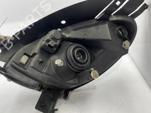 Right headlight CITROËN XSARA PICASSO (N68) 2.0 HDi | BP22831487C29 