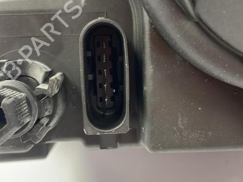 Used Right headlight Right headlight MERCEDES-BENZ A-CLASS (W169) A 180 CDI (169.007, 169.307) (109 hp) 22828265 22828265