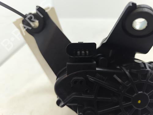 Used Rear wiper motor Rear wiper motor HYUNDAI ix20 (JC) 1.4 CRDi (90 hp) 30526610 30526610