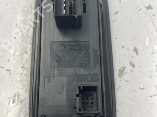 Used Switch Switch PEUGEOT 208 I (CA_, CC_) 1.6 BlueHDi 100 (100 hp) 22842094 22842094