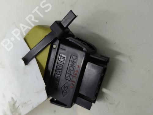 Used Right front window switch Right front window switch RENAULT TWINGO I (C06_) [1993-2012] 28156785 28156785