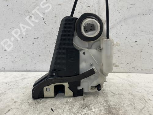 Used Rear left lock Rear left lock TOYOTA YARIS (_P13_) 1.5 Hybrid (NHP130_, NHP130) (101 hp) 24571284 24571284
