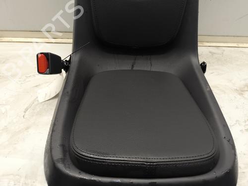 right-front-seat-citroen-ami-9a_-2020-28591678 main image