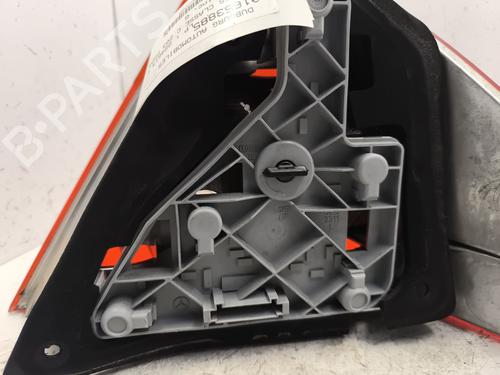 left-taillight-mercedes-benz-c-class-w203-2000-2001-2002-2003-2004-2005-2006-2007-24886400 main image