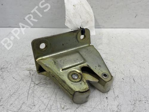 Used Tailgate lock PEUGEOT 205 II (20A/C) 1.0 (50 hp) 31581799