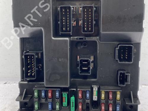 Used Fuse box PEUGEOT 307 (3A/C) 2.0 HDi 110 (107 hp) 22843052