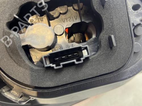 right-taillight-vw-tiguan-5n_-2007-2008-2009-2010-2011-2012-2013-2014-2015-2016-2017-2018-28054111 main image