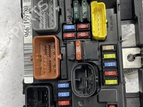 Used Fuse box Fuse box PEUGEOT 207 SW (WK_) 1.6 HDi (90 hp) 22833542 22833542