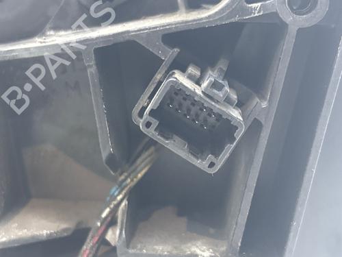 right-mirror-renault-megane-iii-hatchback-bz01_-b3_-2008-37661129 main image