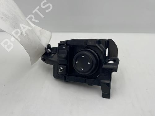 Used Mirror switch NISSAN QASHQAI II (J11, J11_) 1.5 dCi (116 hp) 31581358