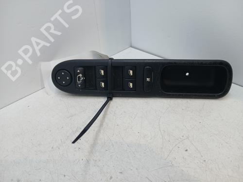 BP30045685I27 main image