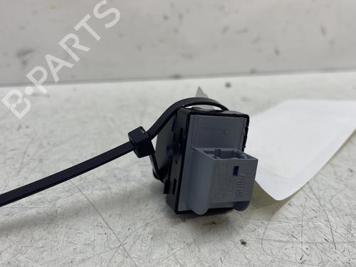 Right rear window switch AUDI A4 B8 Avant (8K5) 2.0 TDI | BP29619465I28 - Image 2