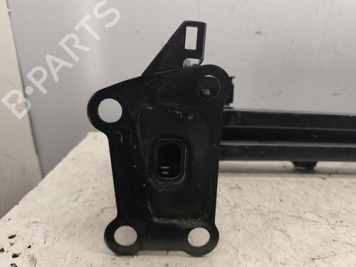 Front bumper reinforcement RENAULT MEGANE IV Hatchback (B9A/M/N_) 1.3 TCe 115 (B9N9) | BP29736964C109