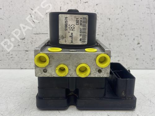 Used ABS pump FIAT DOBLO Bus (263_) 1.3 D Multijet (263AXC1A) (90 hp) 28679648