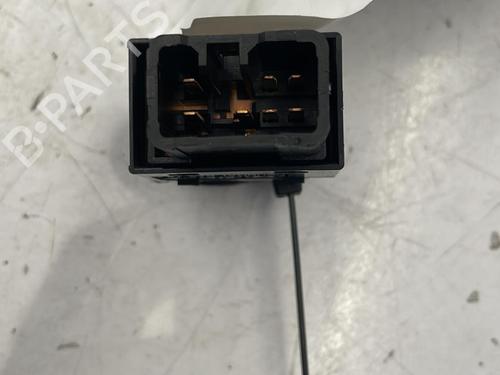 Used Right front window switch HYUNDAI TUCSON (JM) 2.0 CRDi All-wheel Drive (140 hp) 22830031
