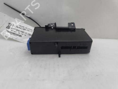 Used Card reader RENAULT ESPACE IV (JK0/1_) 2.0 Turbo (JK0A, JK0B, JK0N) (163 hp) 30928979