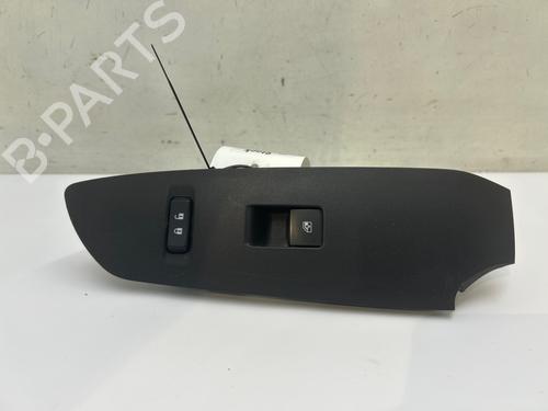 Right front window switch CHEVROLET TRAX 1.7 TD | BP38326215I26 - Image 2