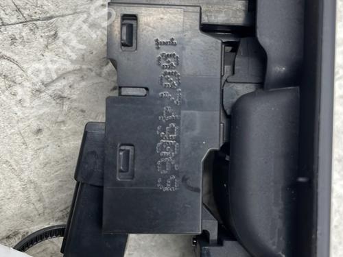 right-rear-window-switch-land-rover-discovery-sport-l550-2014-23841865 main image