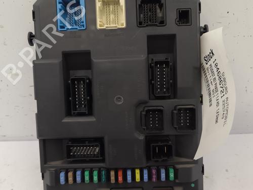 Used Fuse box PEUGEOT 207 (WA_, WC_) 1.4 HDi (68 hp) 25374534