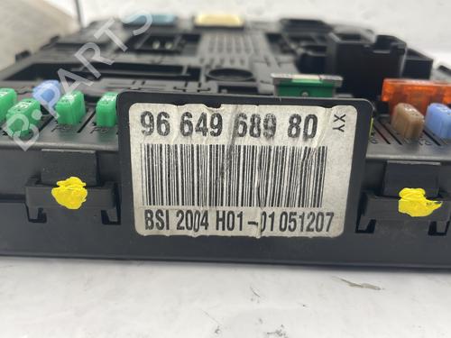 Used Fuse box Fuse box PEUGEOT 307 SW (3H) [2002-2009] 25758379 25758379