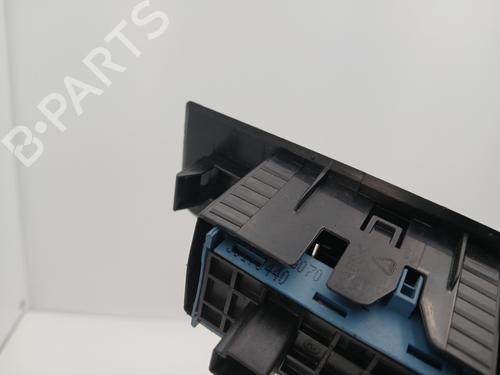 Højre bagtil elrude kontakt TOYOTA VERSO (_R2_) 2.0 D-4D (AUR20_, AUR20R) | BP30818910I28