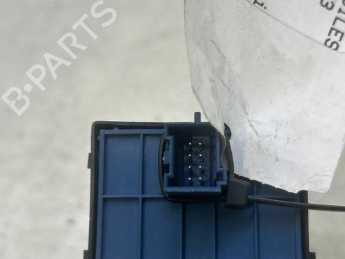 Left front window switch FIAT DOBLO Cargo (263_) 1.3 D Multijet (263WXU1A, 263ZXU1A, 263WYB1A, 263ZYB1A) | BP39894208I27 - Image 3