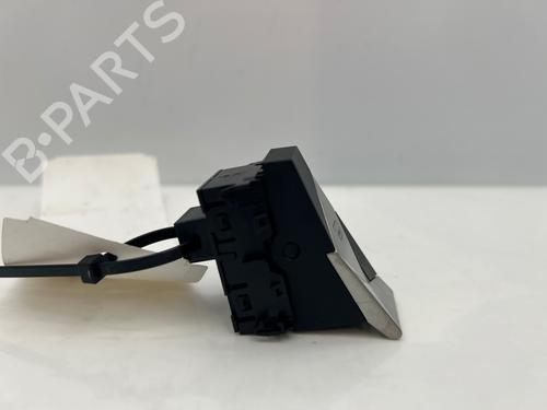 Right front window switch DS DS 7 Crossback (J4_, JR_, JC_) E-TENSE 225 (J4DGZU, J45GQU) | BP37732493I26 - Image 3