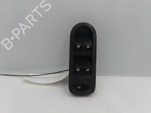 Used Right rear window switch Right rear window switch RENAULT SCÉNIC II (JM0/1_) [2003-2010] 34504671 34504671