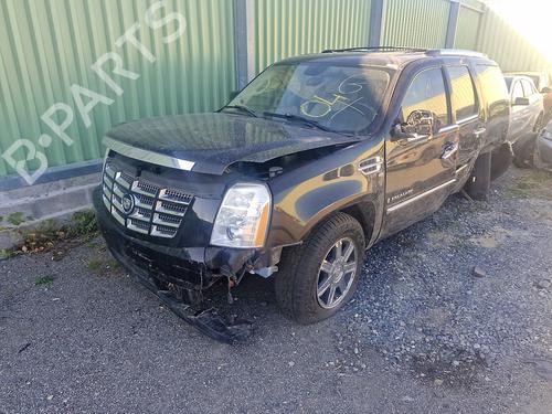 Pièces Détachées Usagées CADILLAC ESCALADE 6.2 AWD (409 hp) 4349184