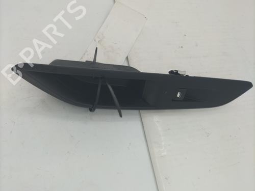 Used Right rear window switch PEUGEOT 3008 II SUV (MC_, MR_, MJ_, M4_) 1.6 BlueHDi 120 (120 hp) 31581501