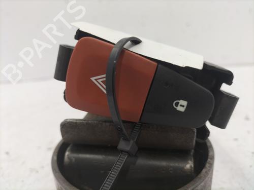 Used Warning switch RENAULT MEGANE III Grandtour (KZ0/1) 1.5 dCi (KZ1M, KZ1W, KZ0R) (106 hp) 22847574
