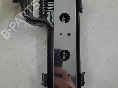 Used Lamp holder Lamp holder OPEL ZAFIRA A MPV (T98) 2.0 DTI 16V (F75) (101 hp) 22824033 22824033