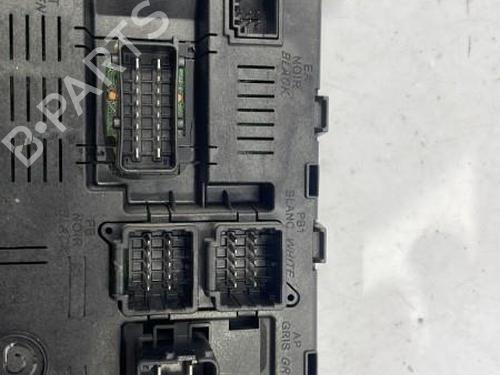 Used Fuse box Fuse box PEUGEOT 307 (3A/C) 1.6 HDi 110 (109 hp) 22831275 22831275