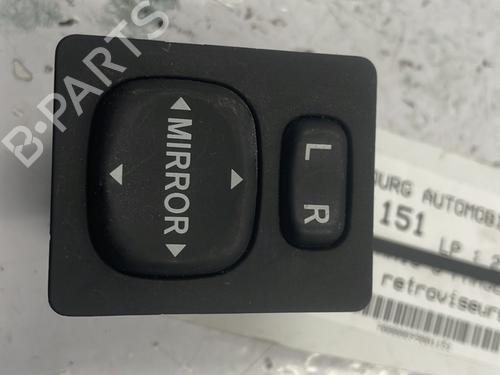 Used Mirror switch Mirror switch TOYOTA YARIS (_P13_) 1.5 Hybrid (NHP130_, NHP130) (101 hp) 22847491 22847491