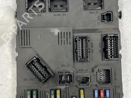 Fuse box PEUGEOT 407 SW (6E_, 6D_) 2.0 HDi 135 | BP22829696E1 
