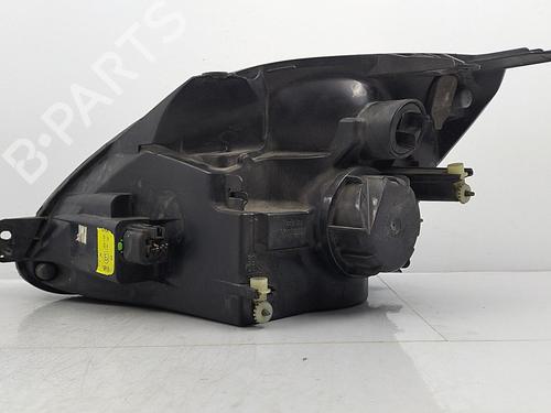 Right headlight FORD FIESTA V (JH_, JD_) 1.3 | BP22826918C29 