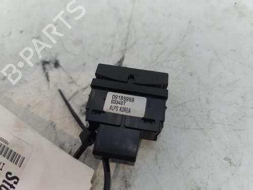 Used Right rear window switch Right rear window switch OPEL VECTRA C GTS (Z02) 1.9 CDTI (F68) (150 hp) 27164381 27164381