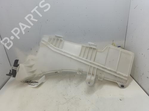 Used Windscreen washer tank PEUGEOT 3008 II SUV (MC_, MR_, MJ_, M4_) 1.2 THP/ PureTech 130 (MRHNSM, MRHNSU, MRHNSJ, MRHNYW,... (131 hp) 28369996