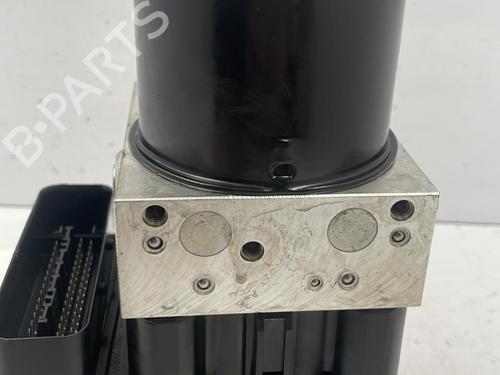 Used ABS pump BMW 3 Coupe (E92) 320 d (184 hp) 22829776