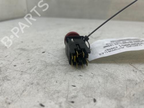 Used Warning switch Warning switch PEUGEOT 306 Hatchback (7A, 7C, N3, N5) 1.8 D (58 hp) 40077622 40077622