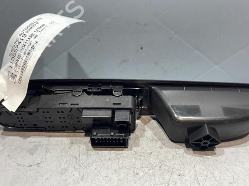Left front window switch CITROËN DS3 (SA_) 1.4 HDi 70 (SA8HP4) | BP29639961I27 